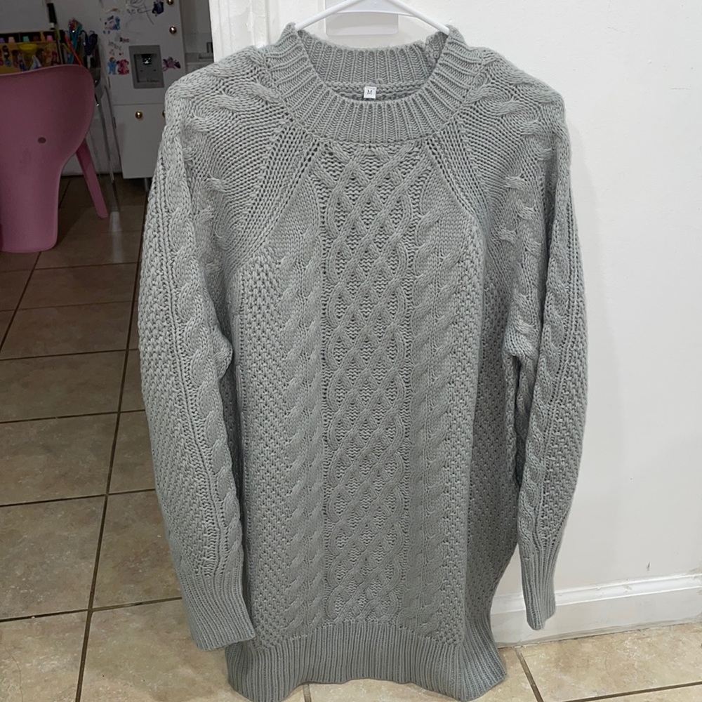 Long women’s Sweater